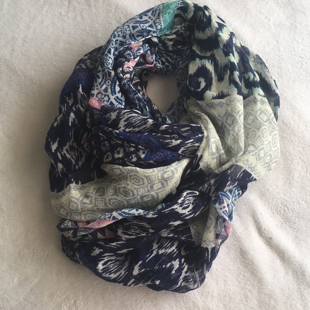 Blue and pink scarf